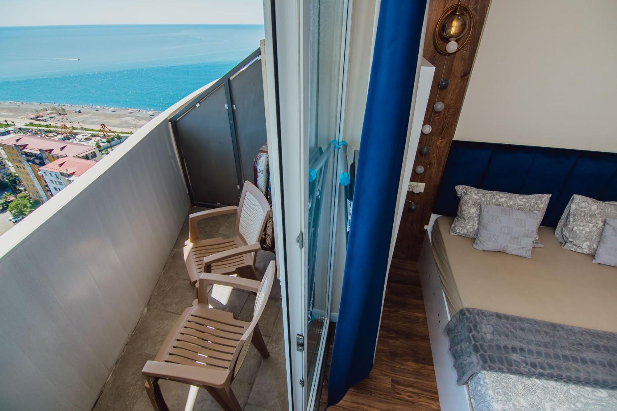 The Blue Perl 3 Apartment Batumi Bagian luar foto