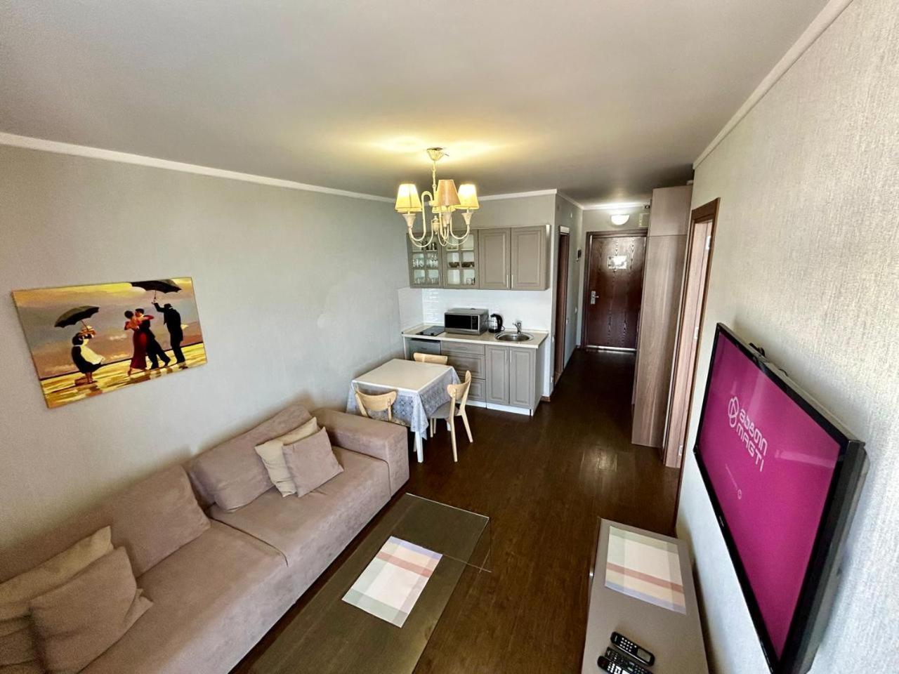 The Blue Perl 3 Apartment Batumi Bagian luar foto