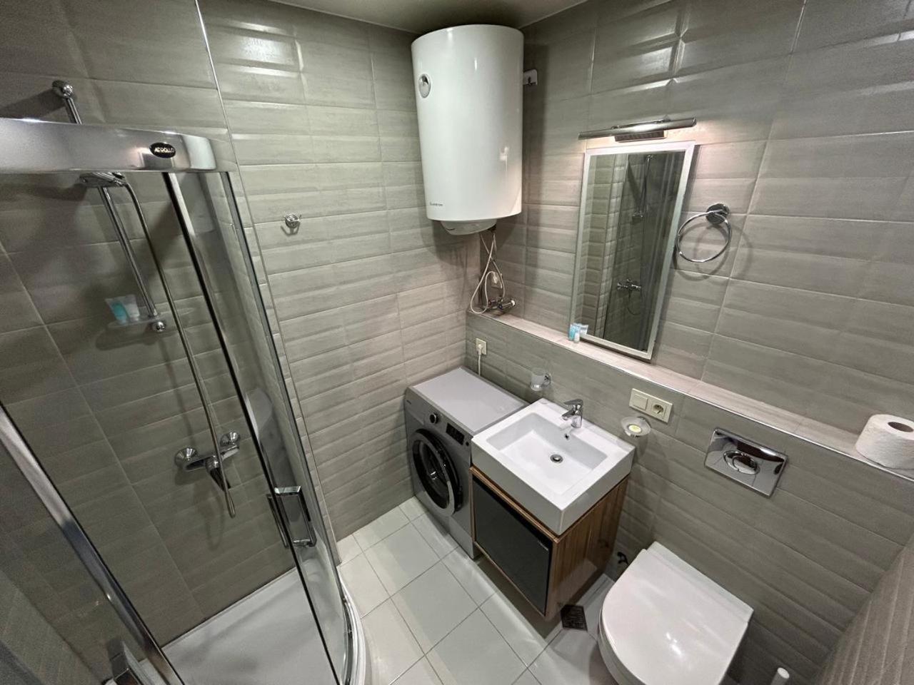 The Blue Perl 3 Apartment Batumi Bagian luar foto